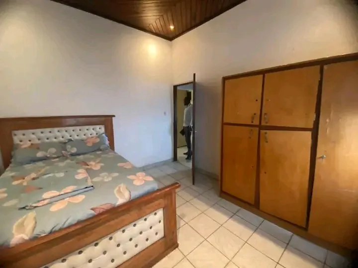 Somptueux Duplex à louer Ndogbong Bifaga — Léa immobilier au Cameroun